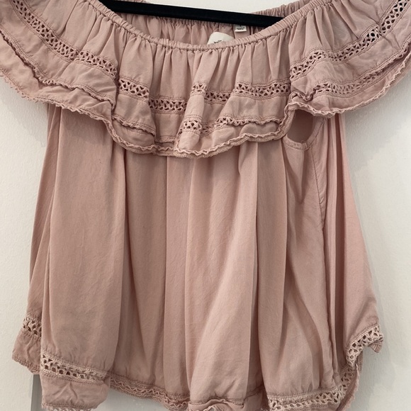 Wilfred off the shoulder crochet top in blush - Picture 2 of 9